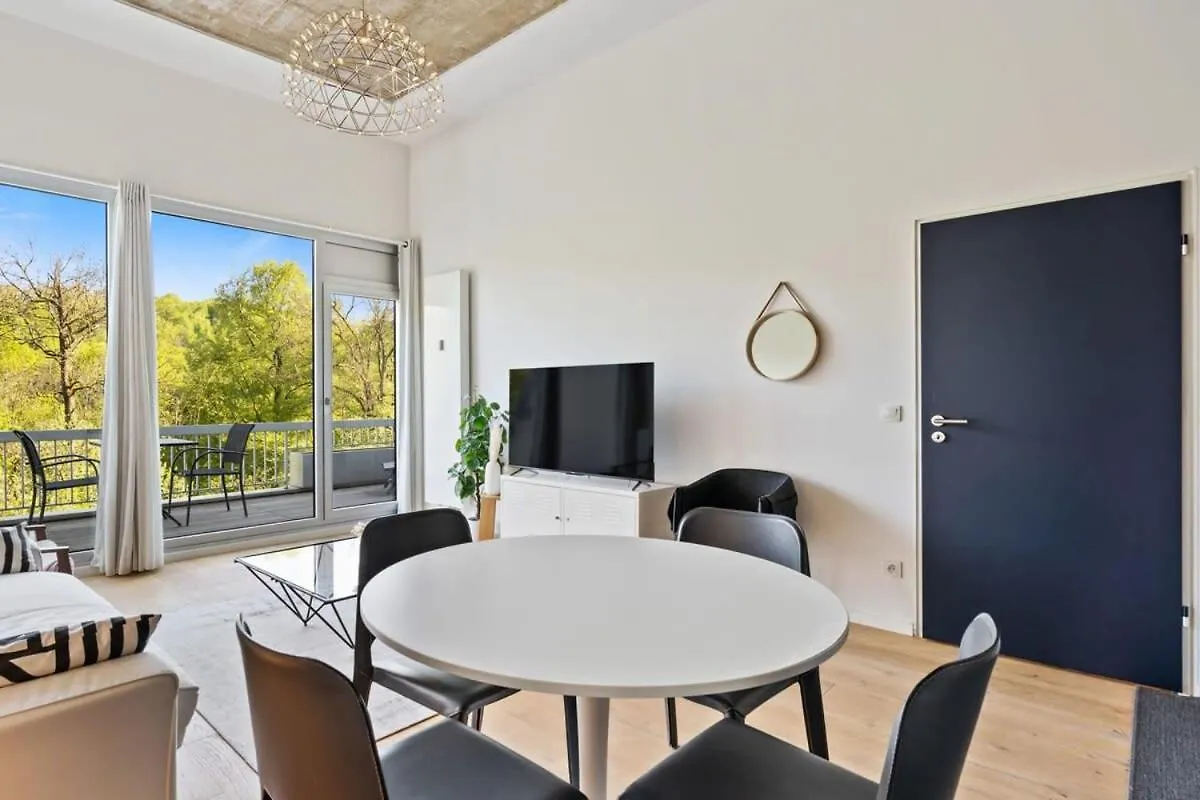 Ferienwohnung Elegant 1Br Apt, Balcony, Pool, Central Location Luxemburg